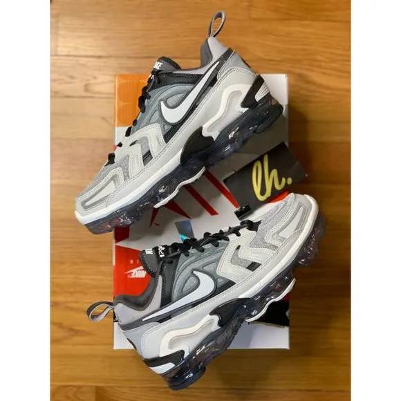 Size 6 Nike Air Vapormax Evo Wolf Grey Running Shoes CT2868-002