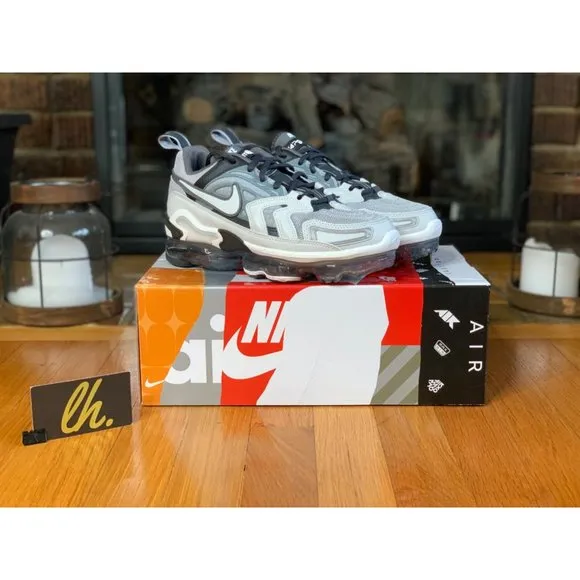Size 6 Nike Air Vapormax Evo Wolf Grey Running Shoes CT2868-002