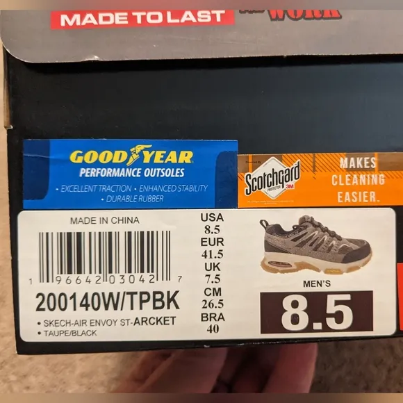 Skechers-Air Envoy Steel Toe Shoes Size 8.5 Wide NIB