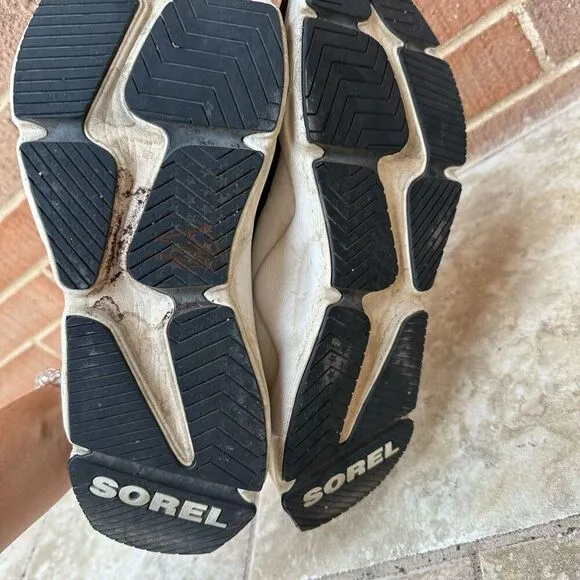 Sorel Kinetic RNEGD Caribou Boots Black size 9.5