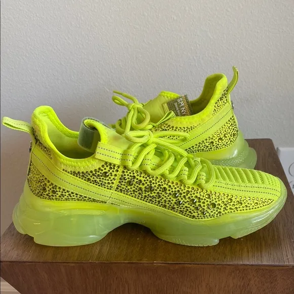 Steve Madden SM NY90 Maxima Neon Green Bling Sneakers, Women’s 10M
