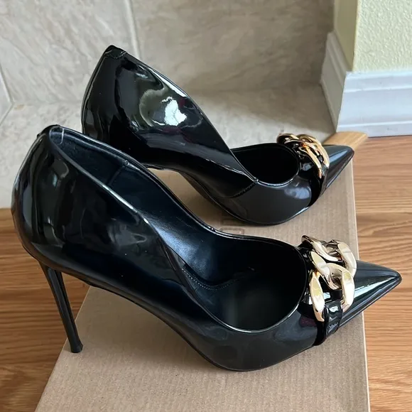 Steve Madden Vitality pointed heeled shoes with chain detail in black