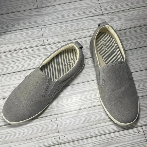 Taos Dandy Gray Canvas Slip On Shoe Size 8 women’s