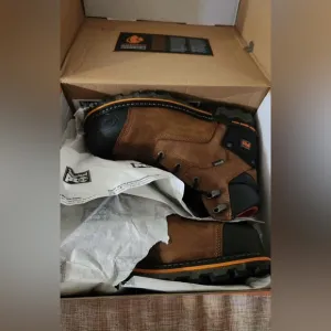 TIMBERLAND PRO MENS BOOTS Size 9