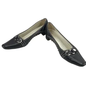 Tod’s shoes low pumps black leather contrasting stitching luxury sz 9