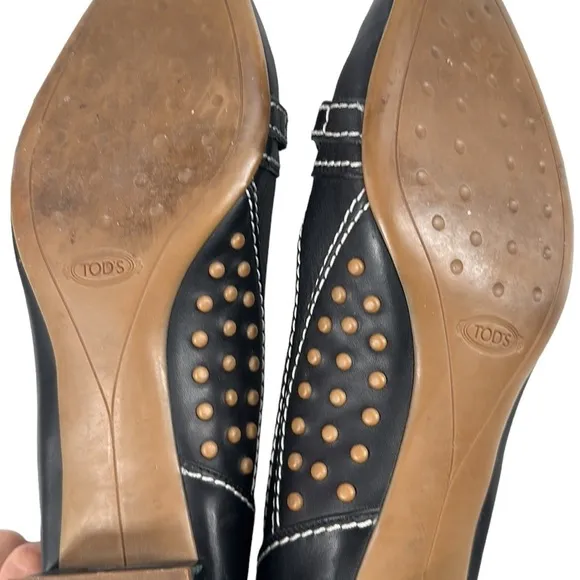 Tod’s shoes low pumps black leather contrasting stitching luxury sz 9