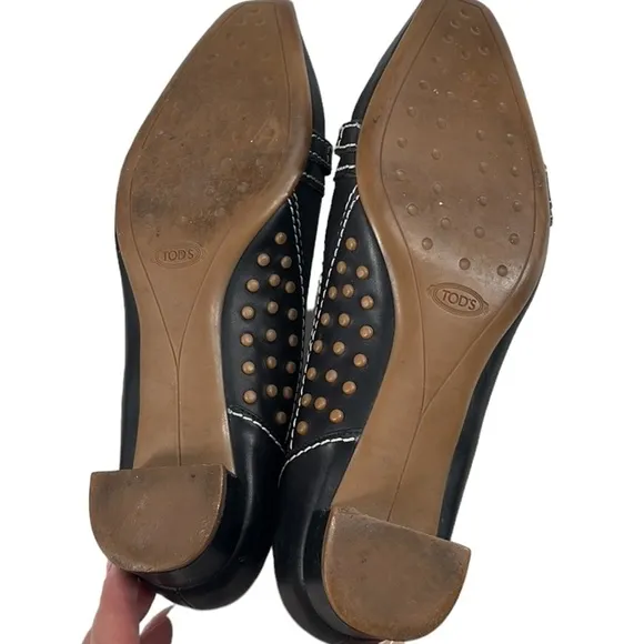 Tod’s shoes low pumps black leather contrasting stitching luxury sz 9