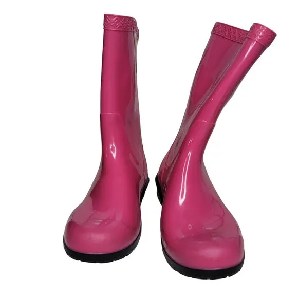 UGG Pink Rubber Rain Boots Girl Size 1 Waterproof Durable discoloration on boots
