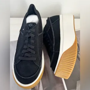 UGG Women's Black platform Sneakers