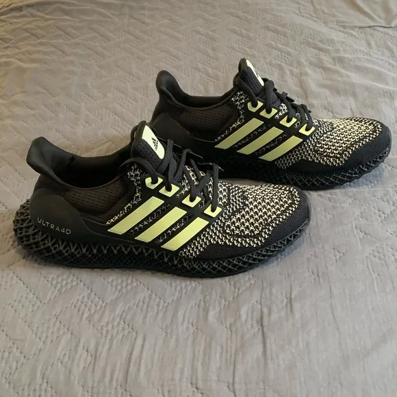Ultra 4D Running Shoes