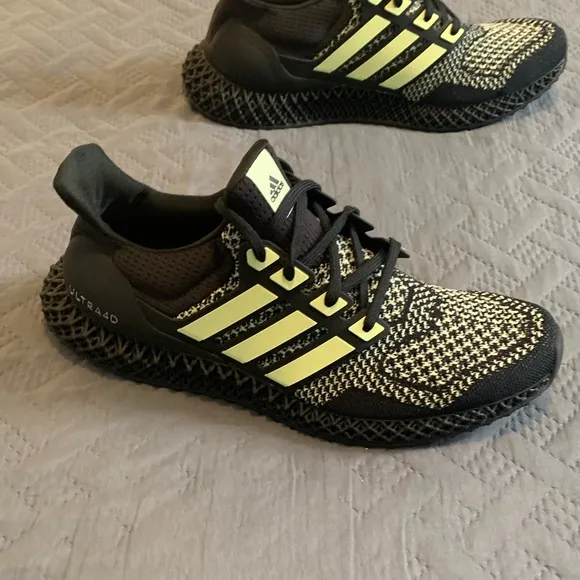 Ultra 4D Running Shoes