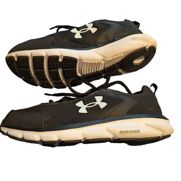 Under Armour Men's Size 11 Charged Assert 9 Sneaker Athletic Running Shoes Black