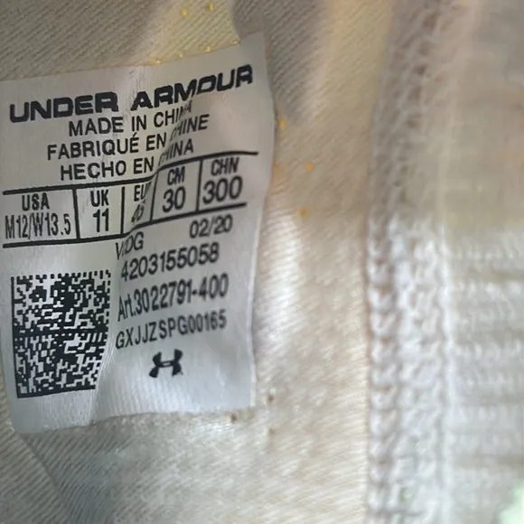 Under Armour United We Stand Rainbow Colored Running Shoes Size 12 MS7319C