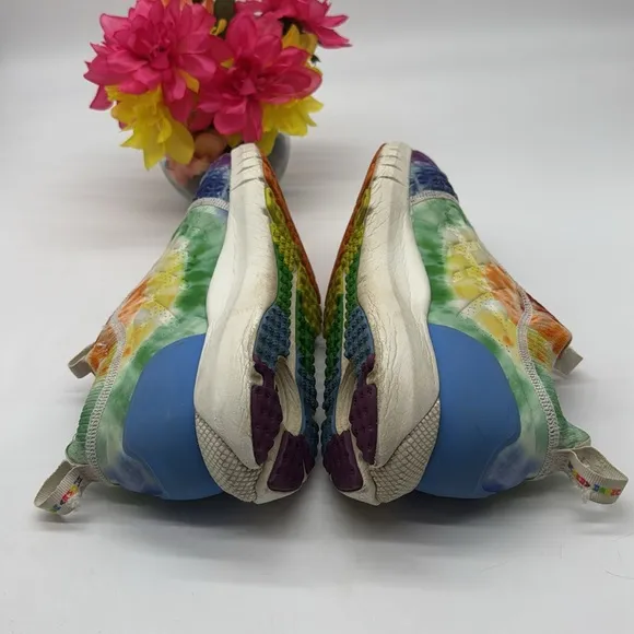 Under Armour United We Stand Rainbow Colored Running Shoes Size 12 MS7319C