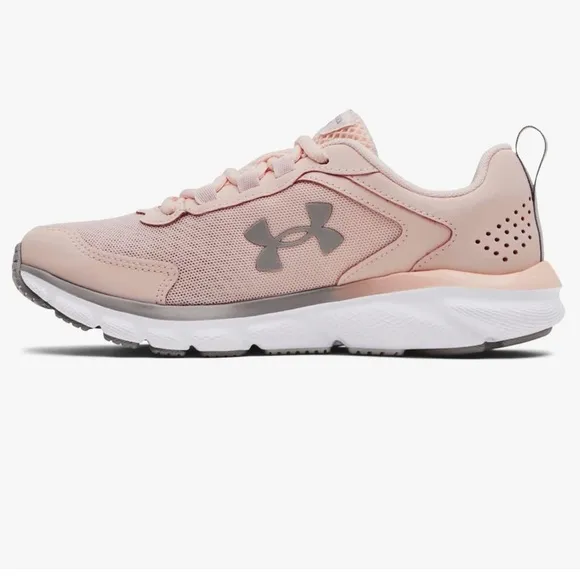 Under Armour Women's Charged Assert Running Shoe. In like new condition!