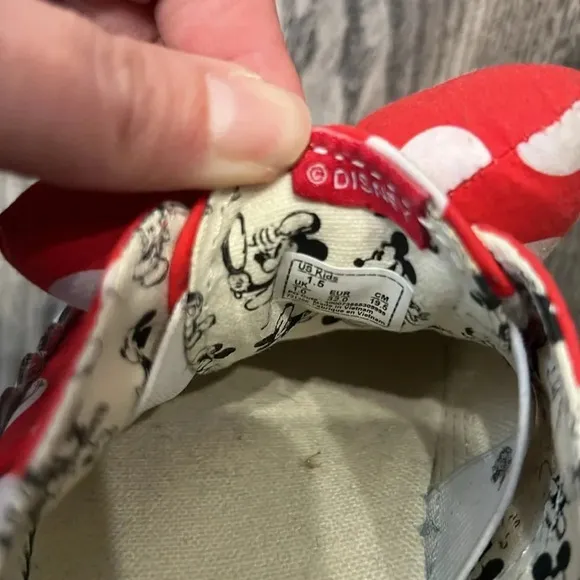 Vans Shoes Red Disney Mickey and Minnie Mouse 90th Anniversary Kids Size 1.5