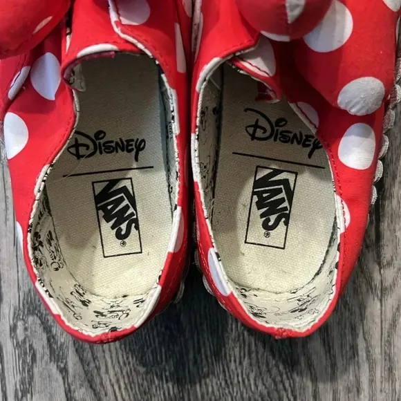 Vans Shoes Red Disney Mickey and Minnie Mouse 90th Anniversary Kids Size 1.5
