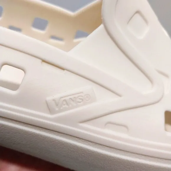 Vans TRK Slip-On‎ Shoes, NWT, Size 10| EUR 43