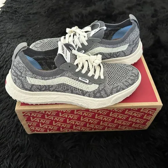 VANS Ultrarange gray lace up shoes sneakers women’s 9 new