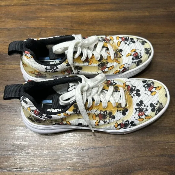 Vans UltraRange Rapid-Weld Disney Shoes Mickey Mouse M 6.5 W 8