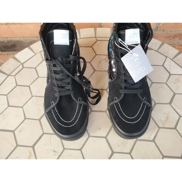 Vans x Disney Sk8-Hi Disney 100 Villains Black VN000BW7BMB Men's Size 10.5