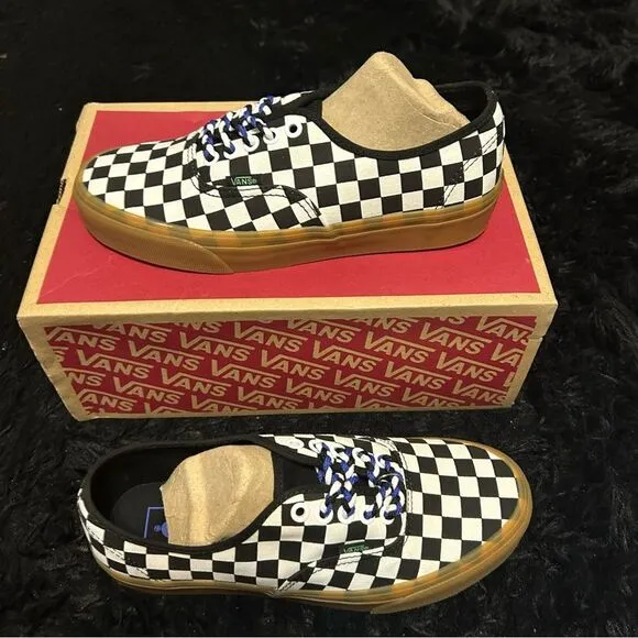 VANS checkerboard lace up shoes sneakers women’s 8 new