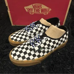 VANS checkerboard lace up shoes sneakers women’s 8 new