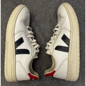 Veja V-10 Leather White Red &amp; Blue Womens Sneakers Shoes Sz 5 EUR 36