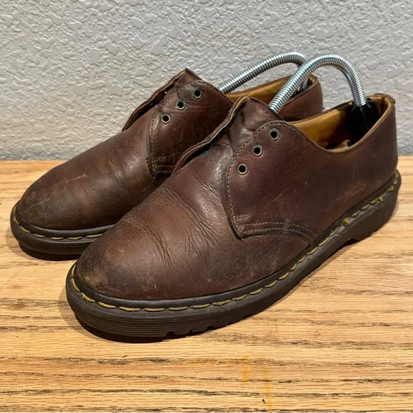 Vintage Doc Martens Womens 8098 Chunky Brown Leather Made in England Size 9