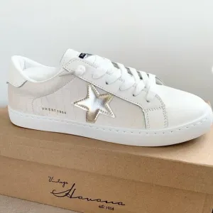 Vintage Havana Carla Sneakers Off White Croco NEW Size 8 NEW IN BOX