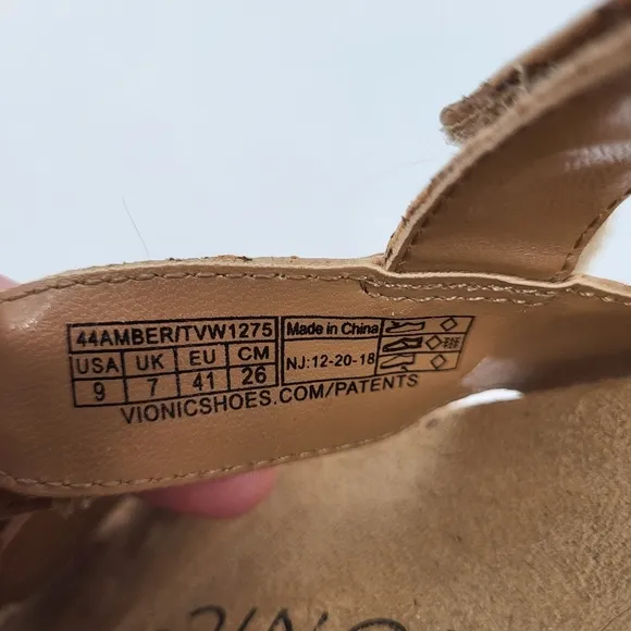 Vionic Amber Adjustable Sandals Gold Cork Open Toe Comfort Insole Size 9