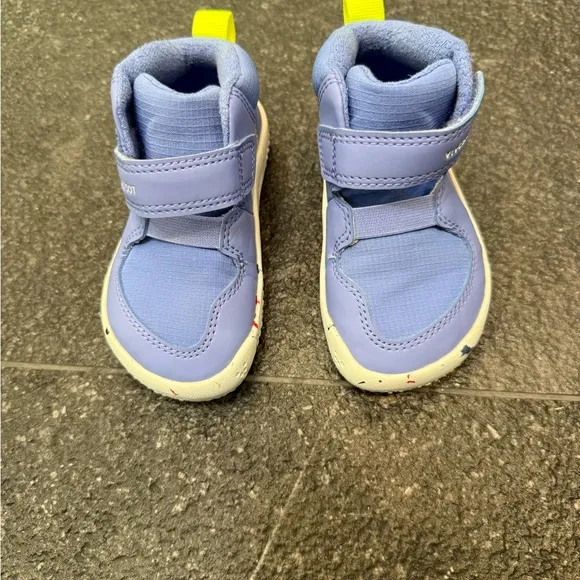Vivo barefoot high top Sneakers