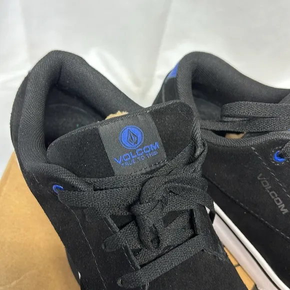 Volcom Black and White blue true work comp toe metal free slip resistant Shoes