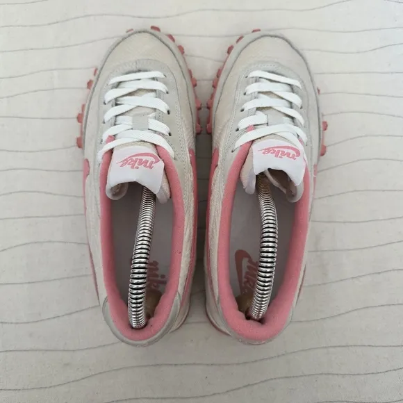 VTG Nike Womens Waffle Racer 2 II Pink Cream Shoes Sneakers 303919-281 Size 7