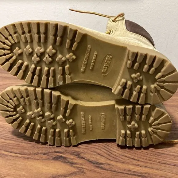 Wolverine Woman’s Beige Suede Leather Hiker Boots. Size 6.5 W.