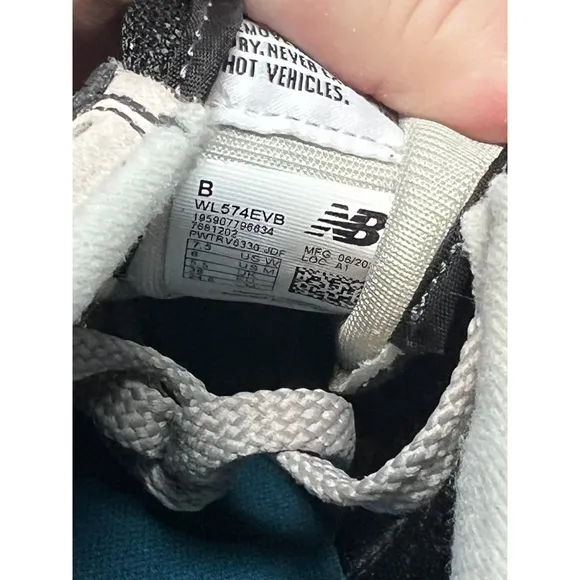 Woman's Sneakers &amp; Athletic Shoes New Balance Classics 574 Core