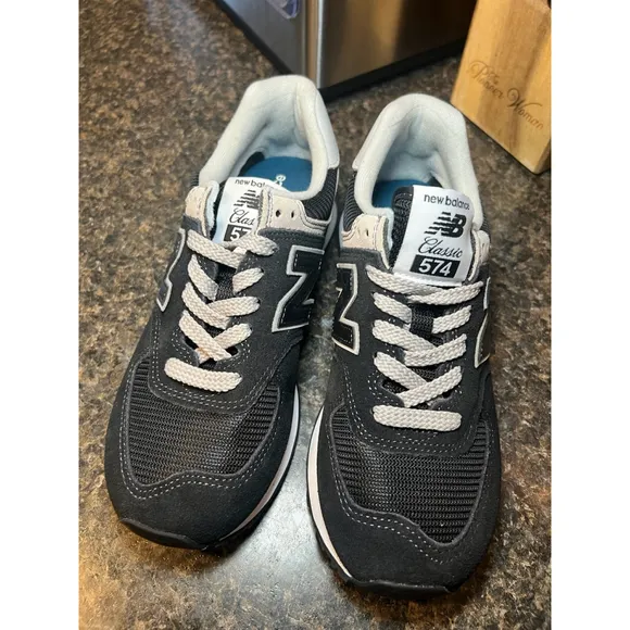 Woman's Sneakers &amp; Athletic Shoes New Balance Classics 574 Core