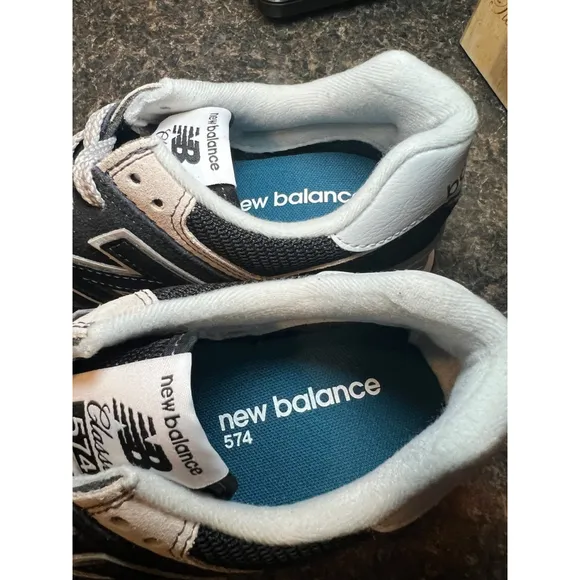 Woman's Sneakers &amp; Athletic Shoes New Balance Classics 574 Core
