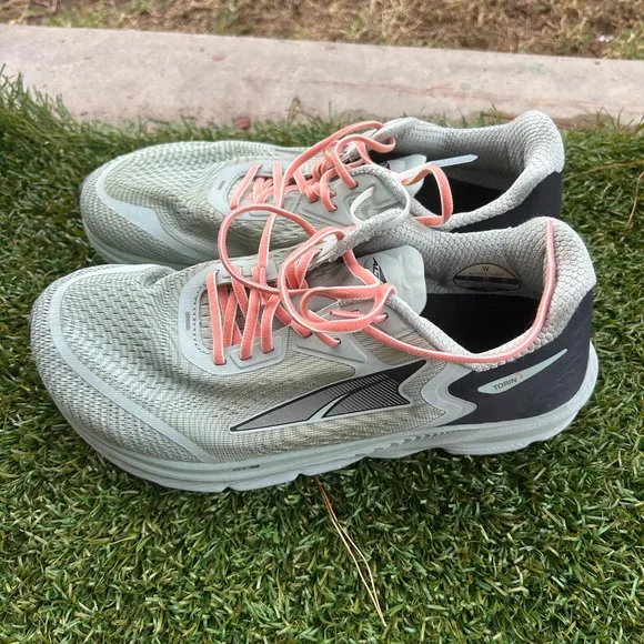 Women’s Altra Torin 5 Running Shoes sz 10