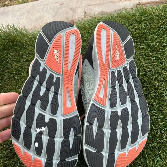 Women’s Altra Torin 5 Running Shoes sz 10