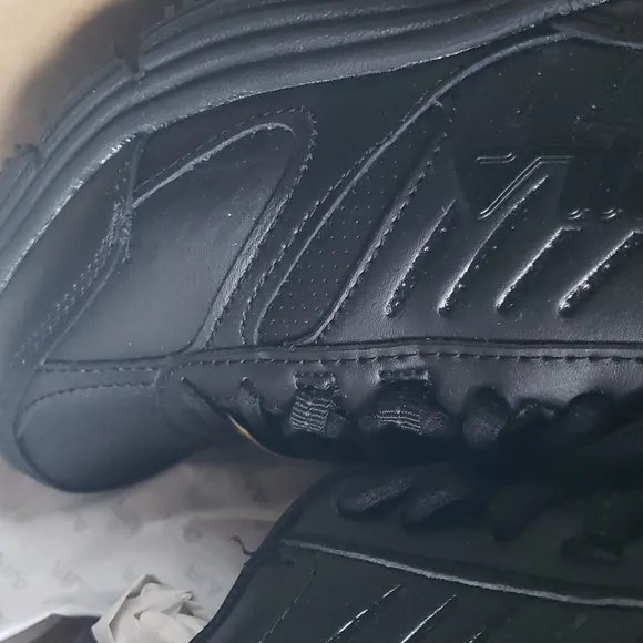 Women's Fila memory ultra work shoes black slip resistant