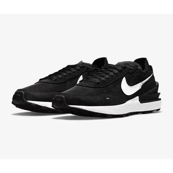 Women’s New Nike Waffle One Black‎ White Size 6 DC2533-001