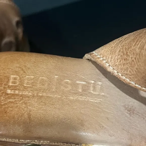Women's Tan Leather Peep-Toe Shoes