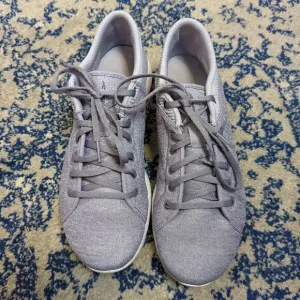 Worn once washable Reebok walking shoes