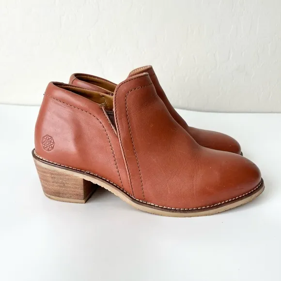 Xena GRAVITY SAFETY toe leather ankle boots 8