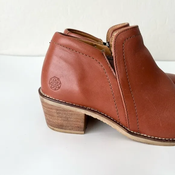 Xena GRAVITY SAFETY toe leather ankle boots 8