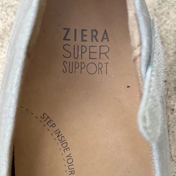 Ziera Xray Gold/Gold Brush Off Leather Maryjane Walking Shoes Size 39.5/9.5